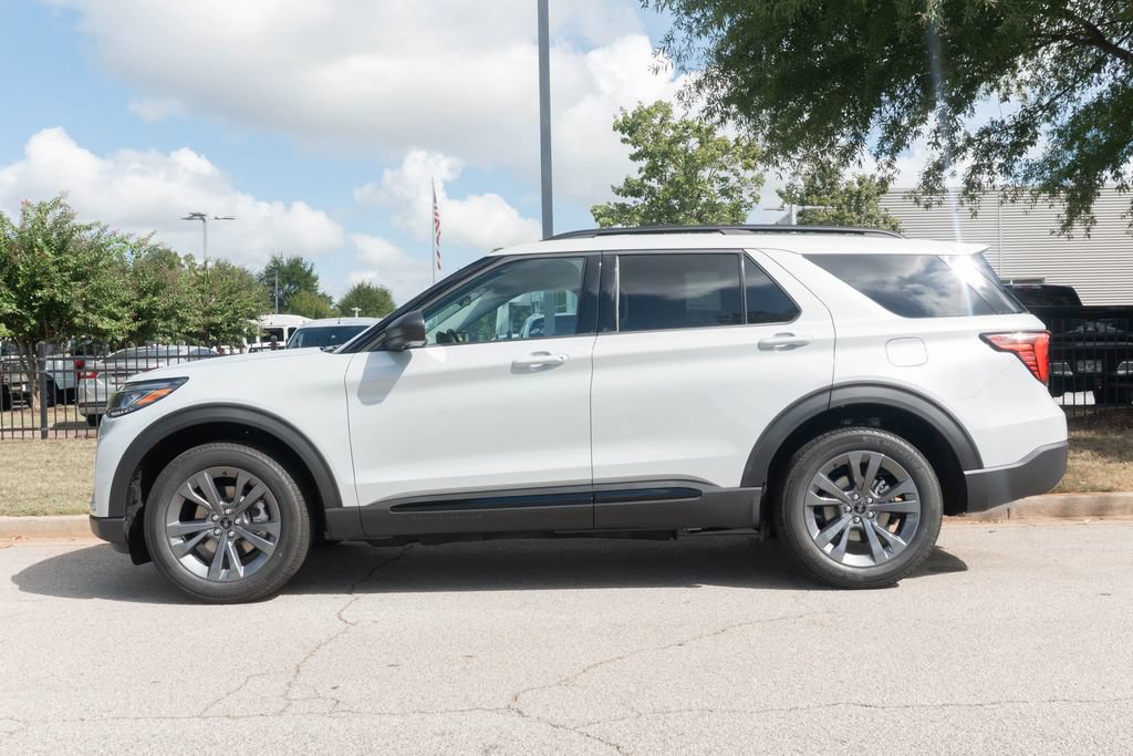 New 2026 Ford Explorer Active w/ Active Comfort Package AWD/4WD image 16