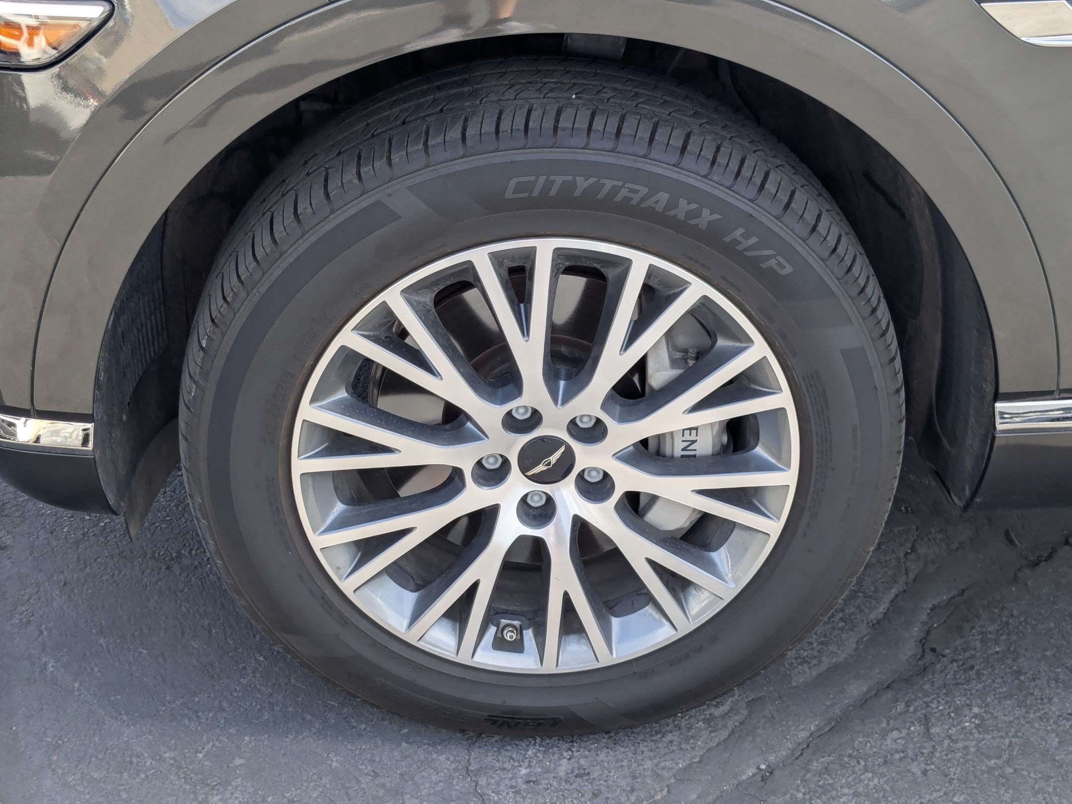 Used 2025 Genesis GV80 2.5T Standard AWD/4WD image 13