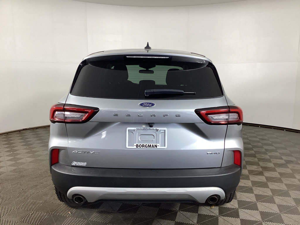 Used 2023 Ford Escape Active AWD/4WD image 3
