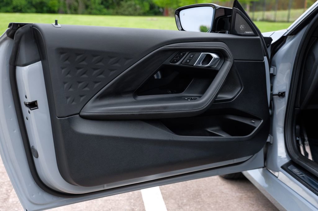 Used 2025 BMW M240i Coupe w/ Premium Package image 40