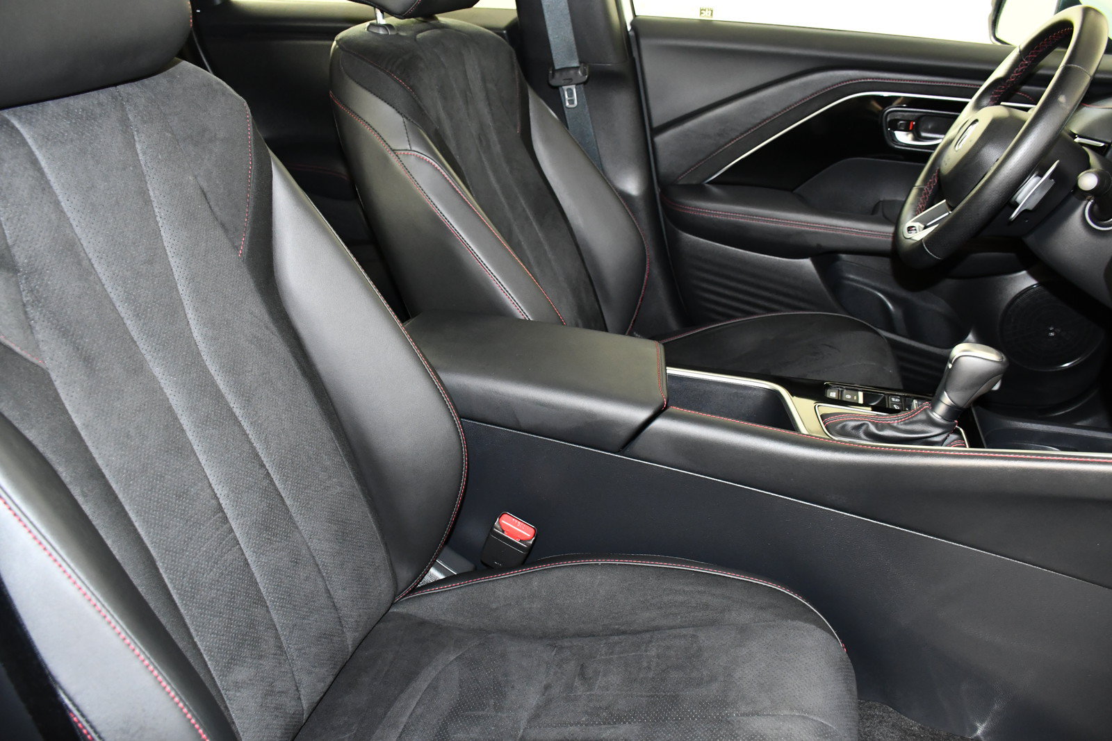 Certified 2025 Acura ADX A-Spec AWD/4WD image 39