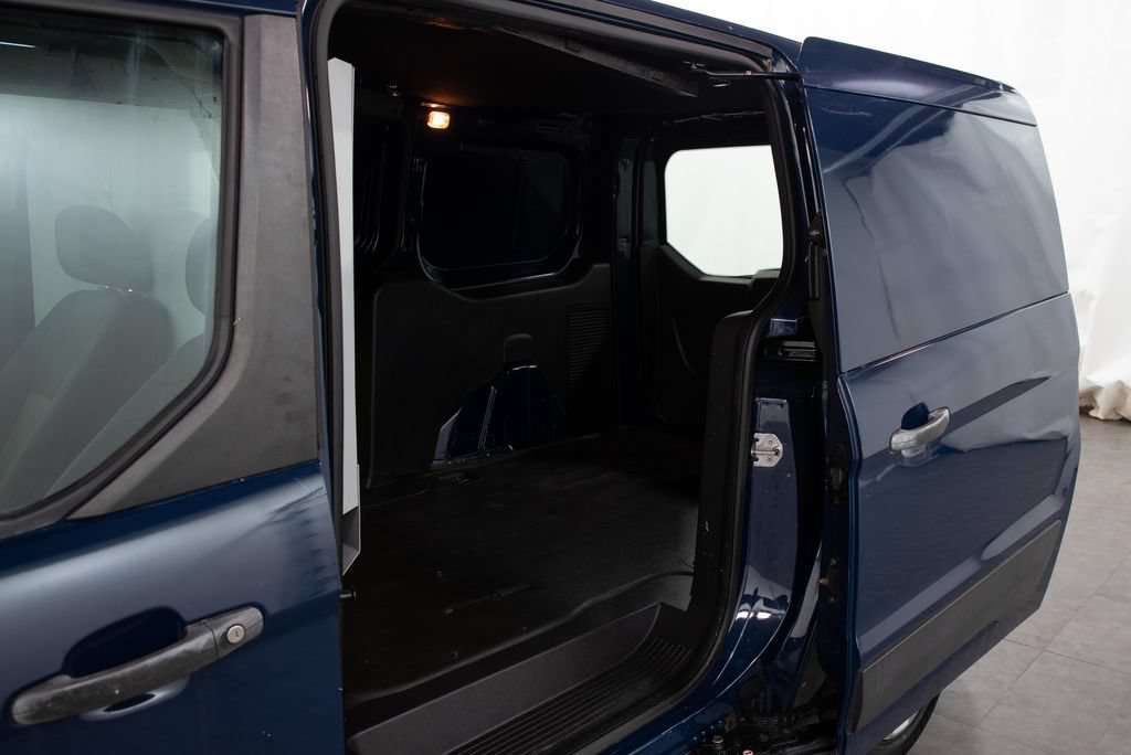 Used 2016 Ford Transit Connect XL FWD image 7