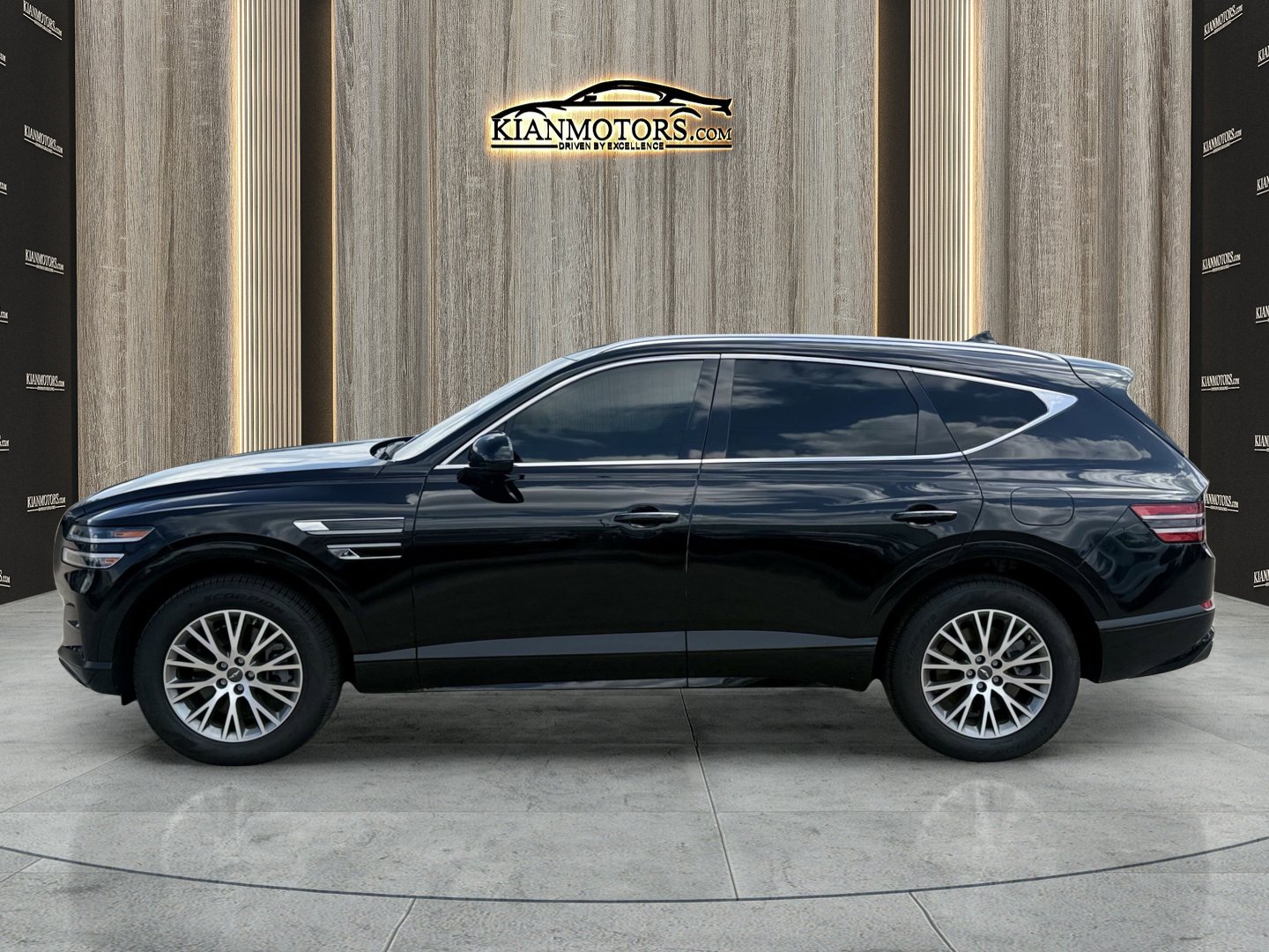 Used 2024 Genesis GV80 2.5T AWD/4WD image 4