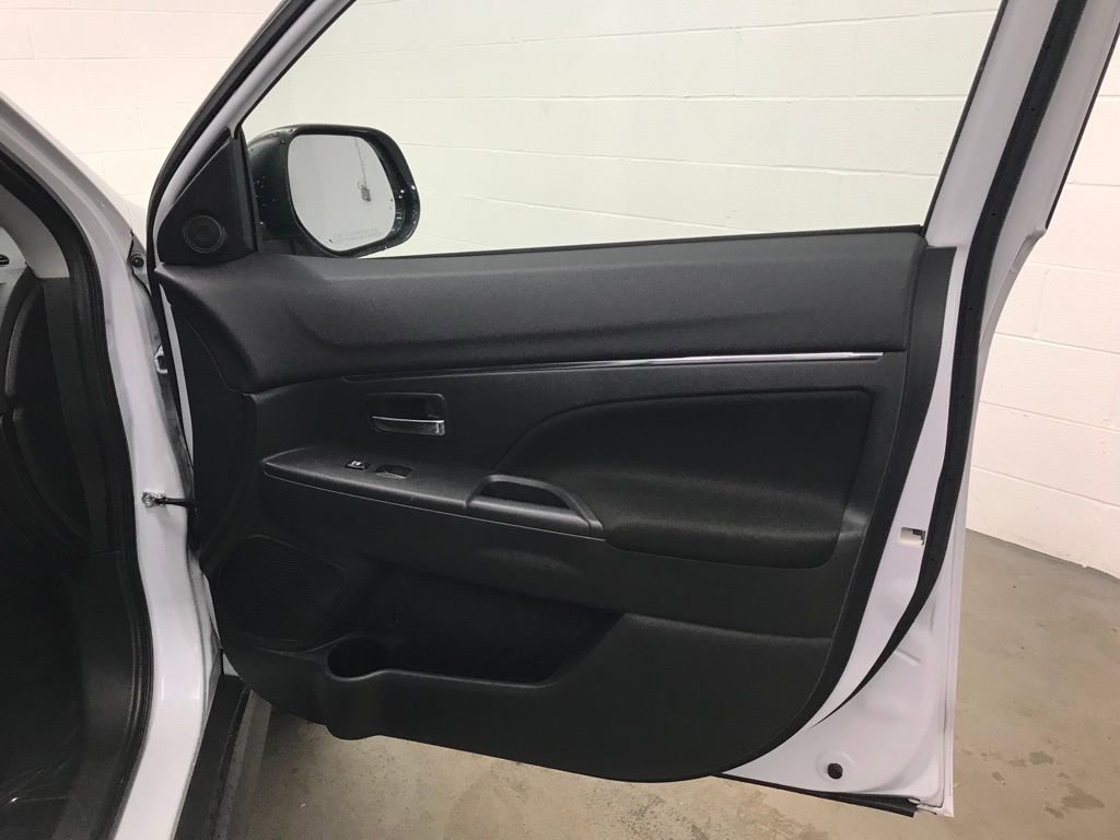 Used 2022 Mitsubishi Outlander Sport ES image 31