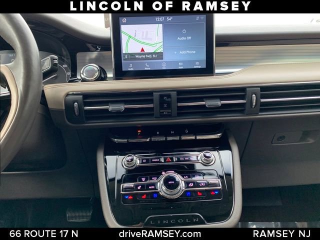Used 2021 Lincoln Corsair AWD w/ Equipment Group 101A image 18