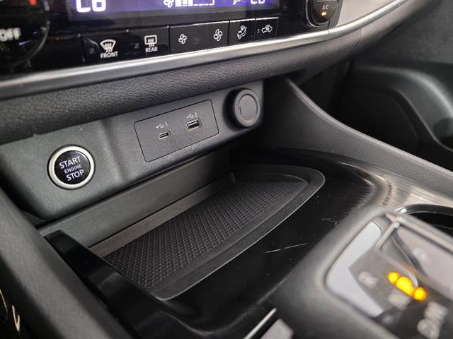 Used 2023 Nissan Rogue SV AWD/4WD image 38