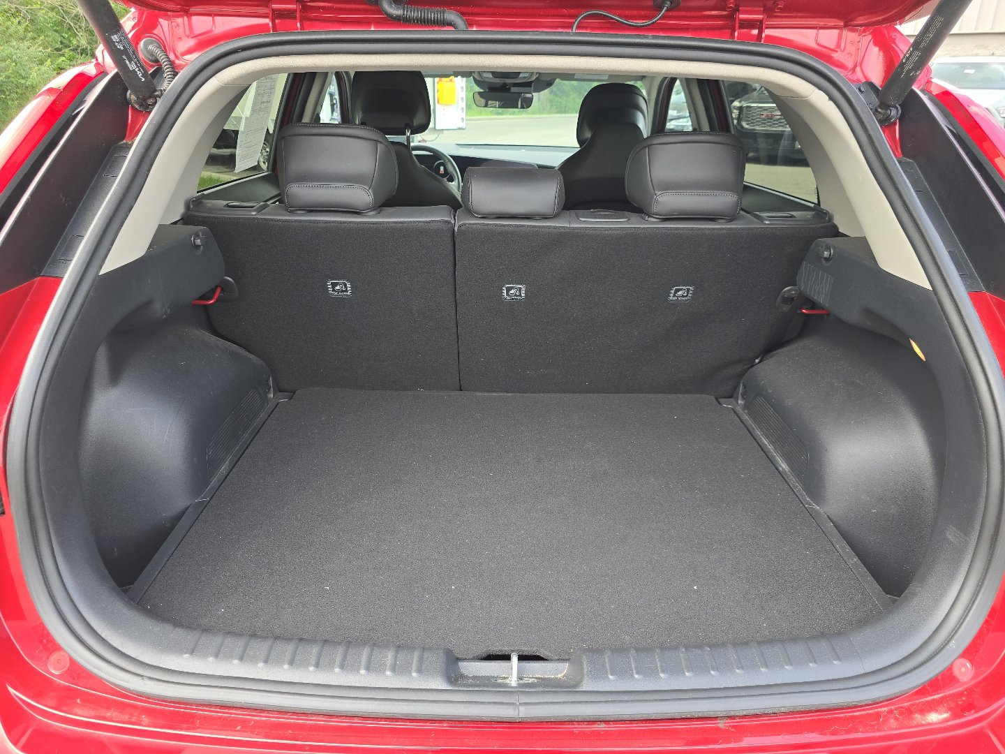 Used 2024 Kia Niro Wind w/ Wind Preserve Package FWD image 17