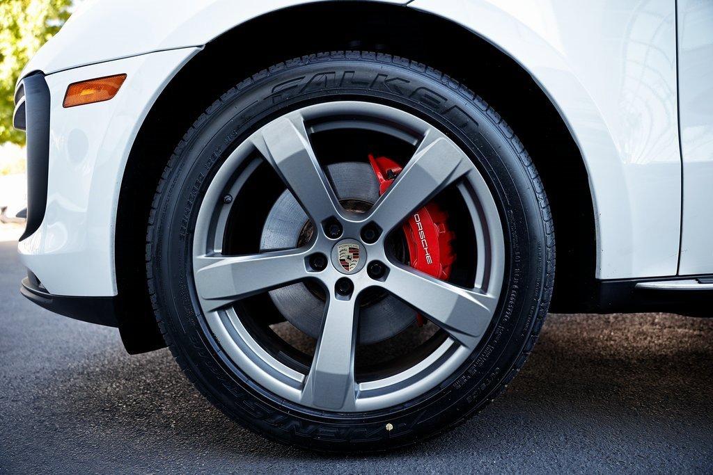 Used 2023 Porsche Macan S image 9