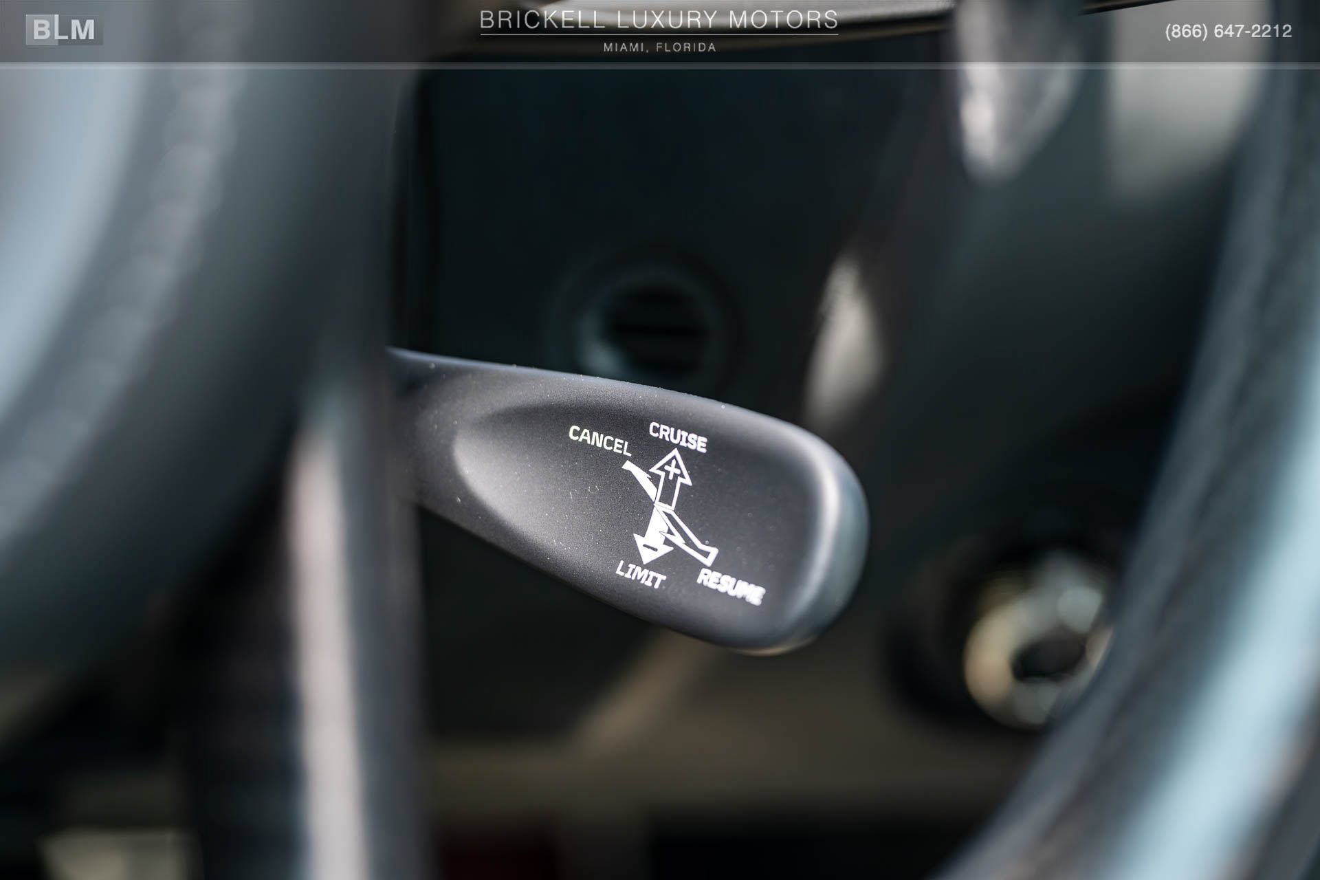 Used 2025 McLaren 750S RWD image 37