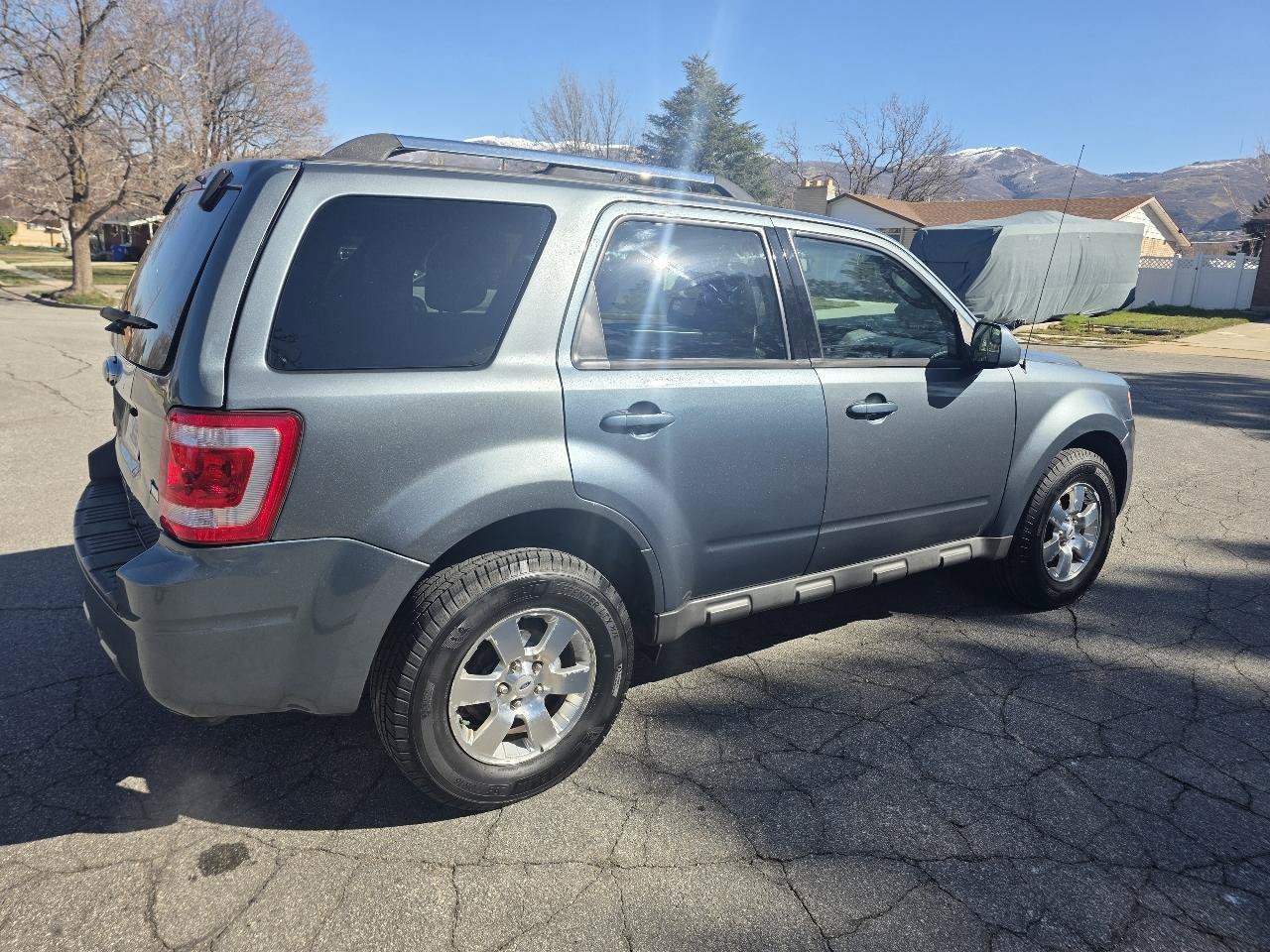 Used 2011 Ford Escape Limited AWD/4WD image 4