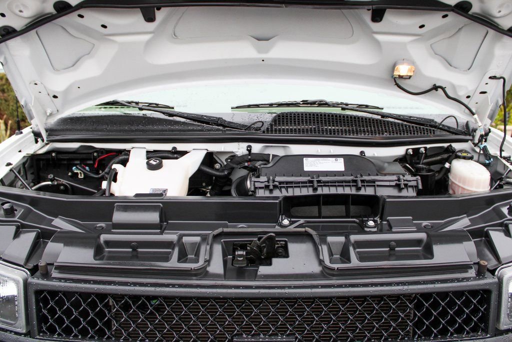 Used 2020 Chevrolet Express 3500 w/ Driver Convenience Package image 12