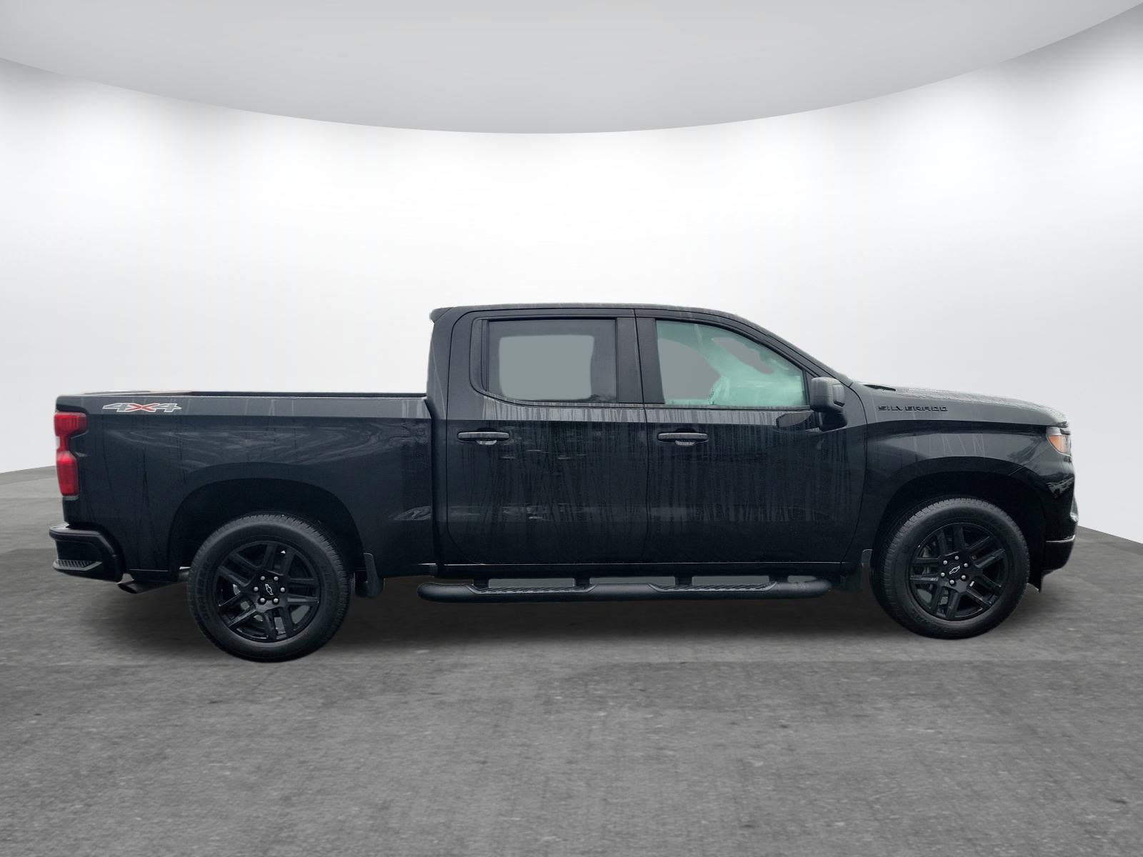 Used 2024 Chevrolet Silverado 1500 Custom w/ LPO, Dark Essentials Package image 21