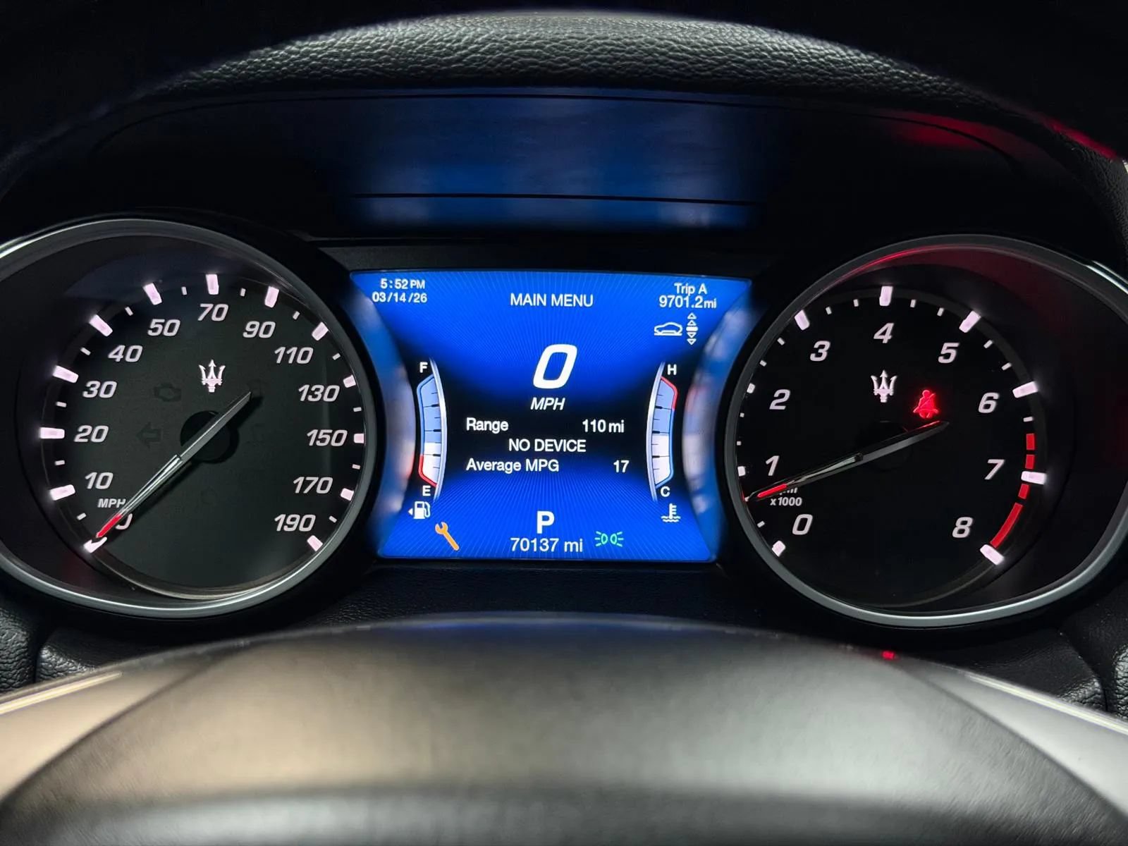 Used 2018 Maserati Levante AWD/4WD image 32