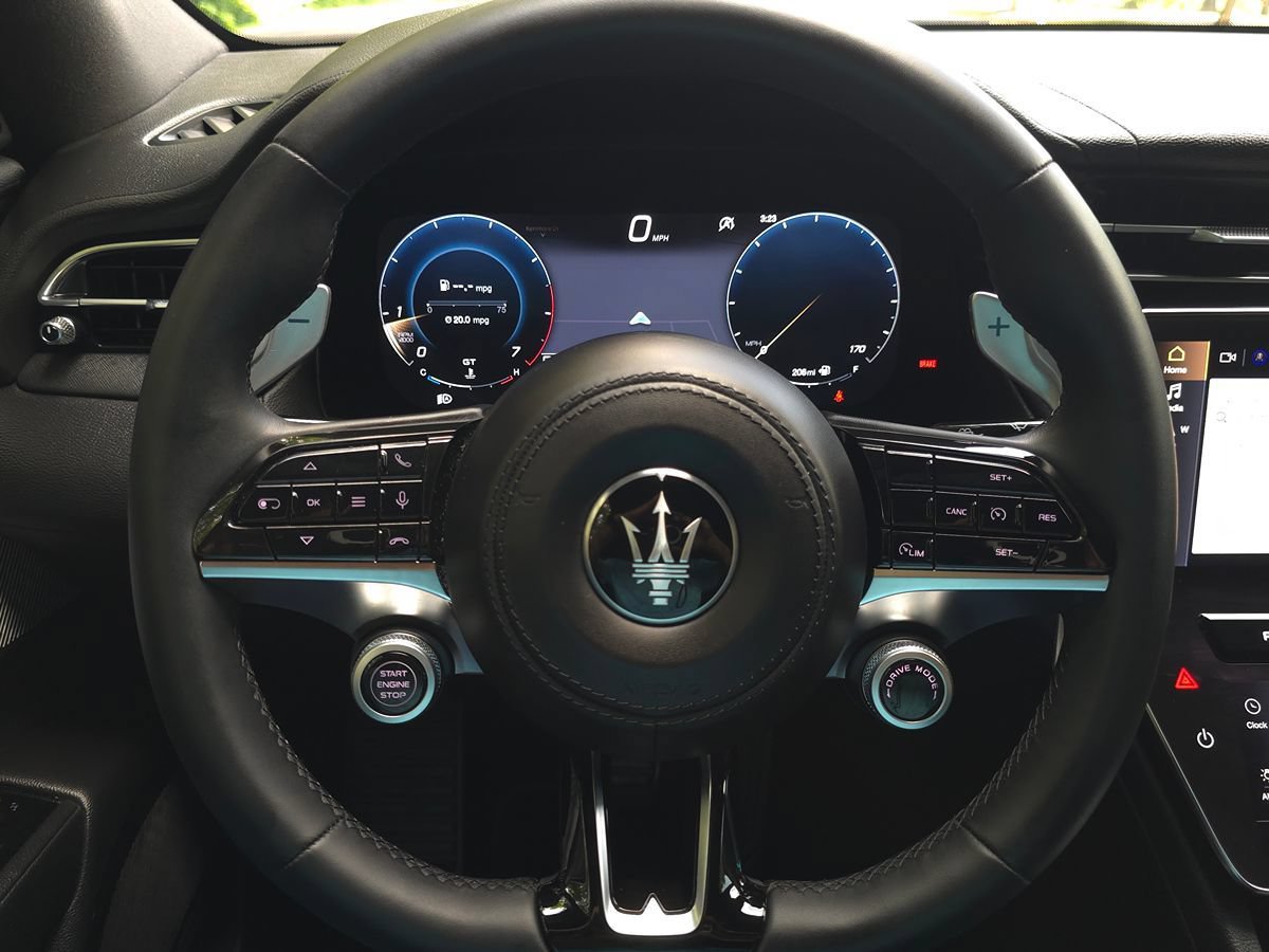 Used 2023 Maserati Grecale GT AWD/4WD image 25