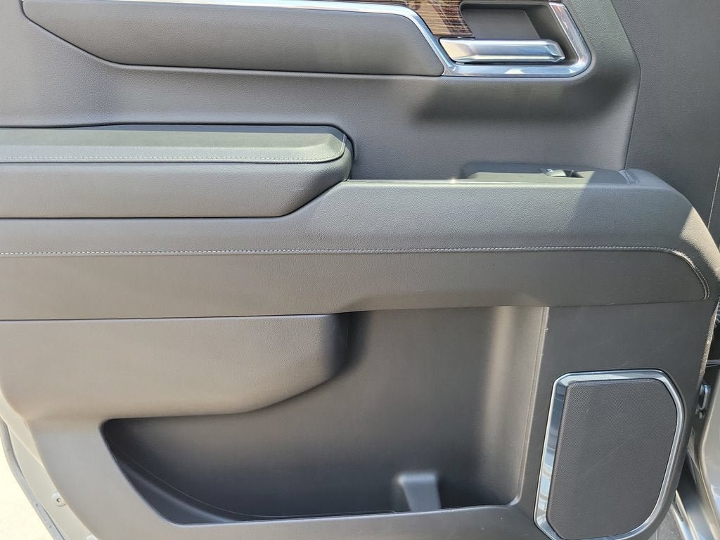 Used 2024 GMC Sierra 1500 Elevation RWD image 15