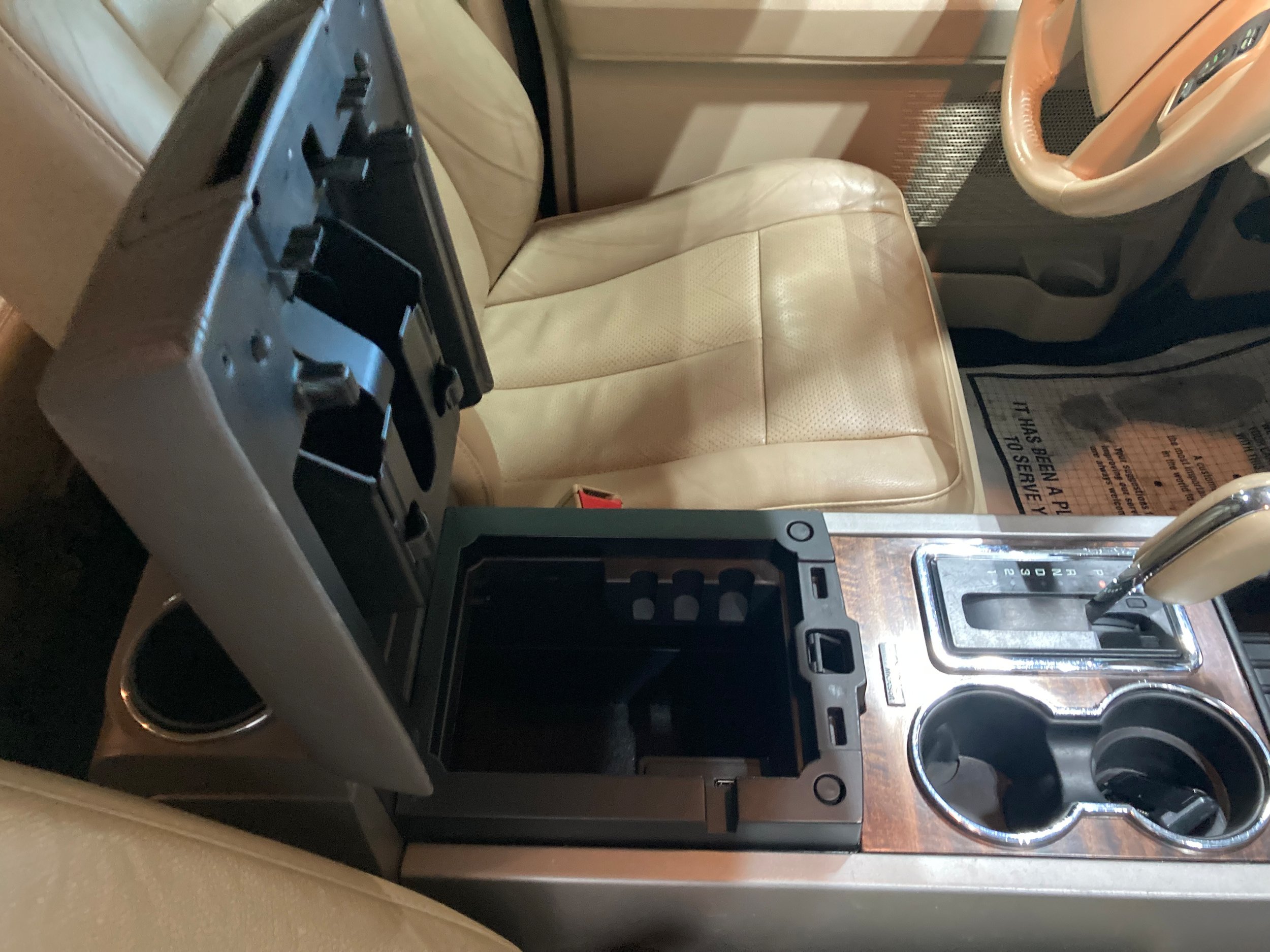 Used 2014 Ford Expedition EL XLT w/ Equipment Group 202A AWD/4WD image 7