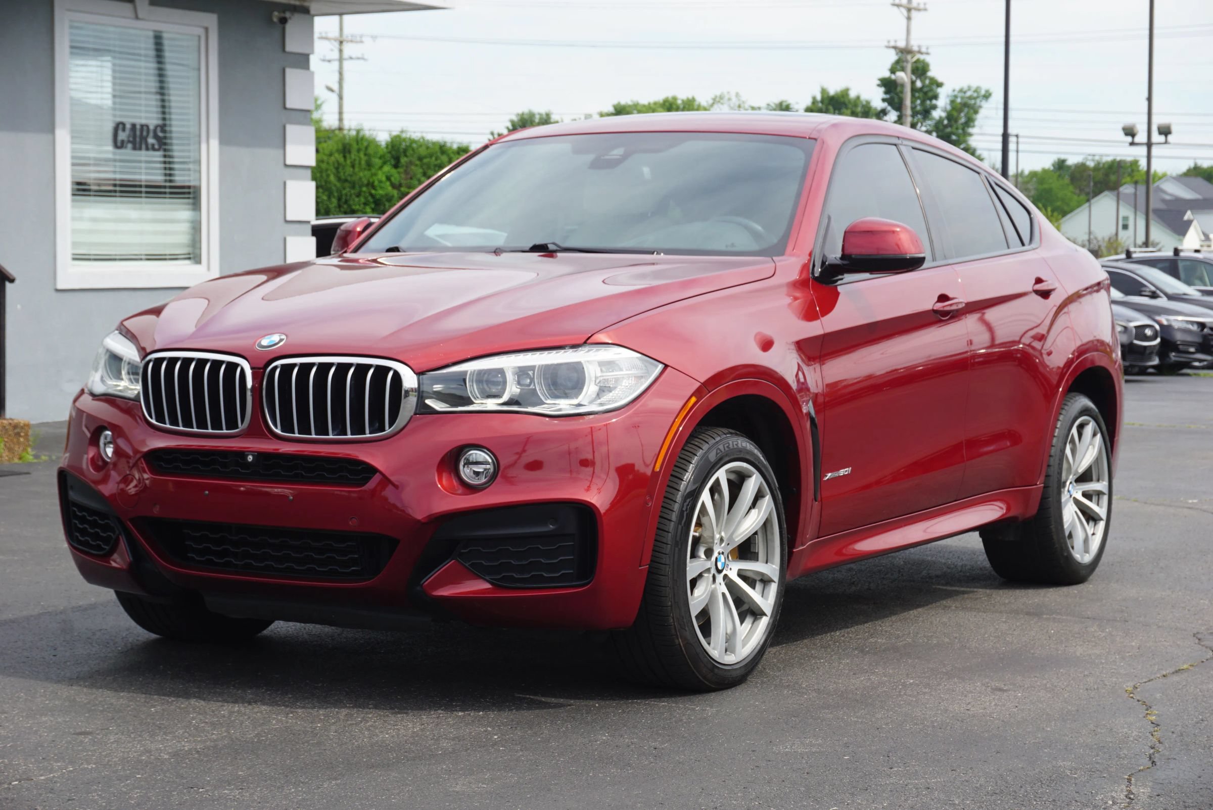 Used 2015 BMW X6 xDrive50i w/ Executive Package AWD/4WD image 1