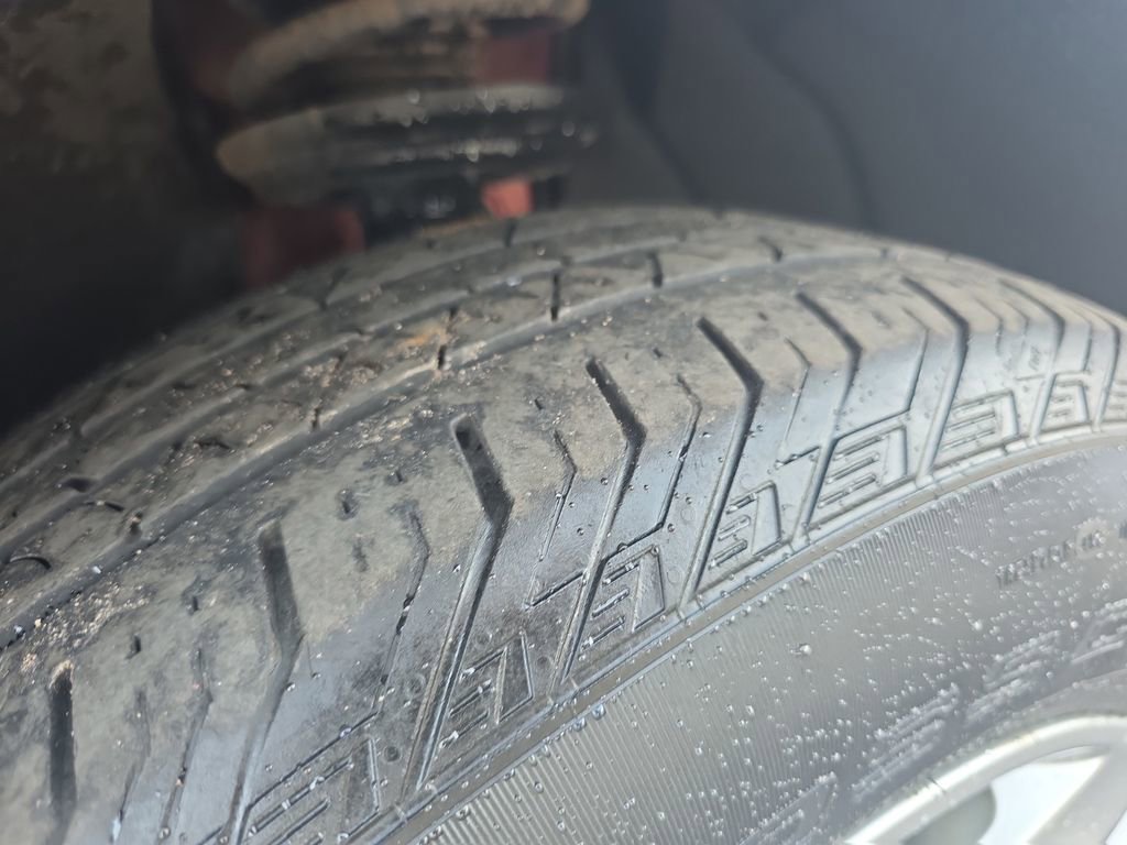 Used 2019 Chevrolet Blazer LT image 29