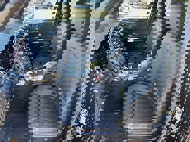 Used 2024 Mercedes-Benz GLB 250 4MATIC image 16