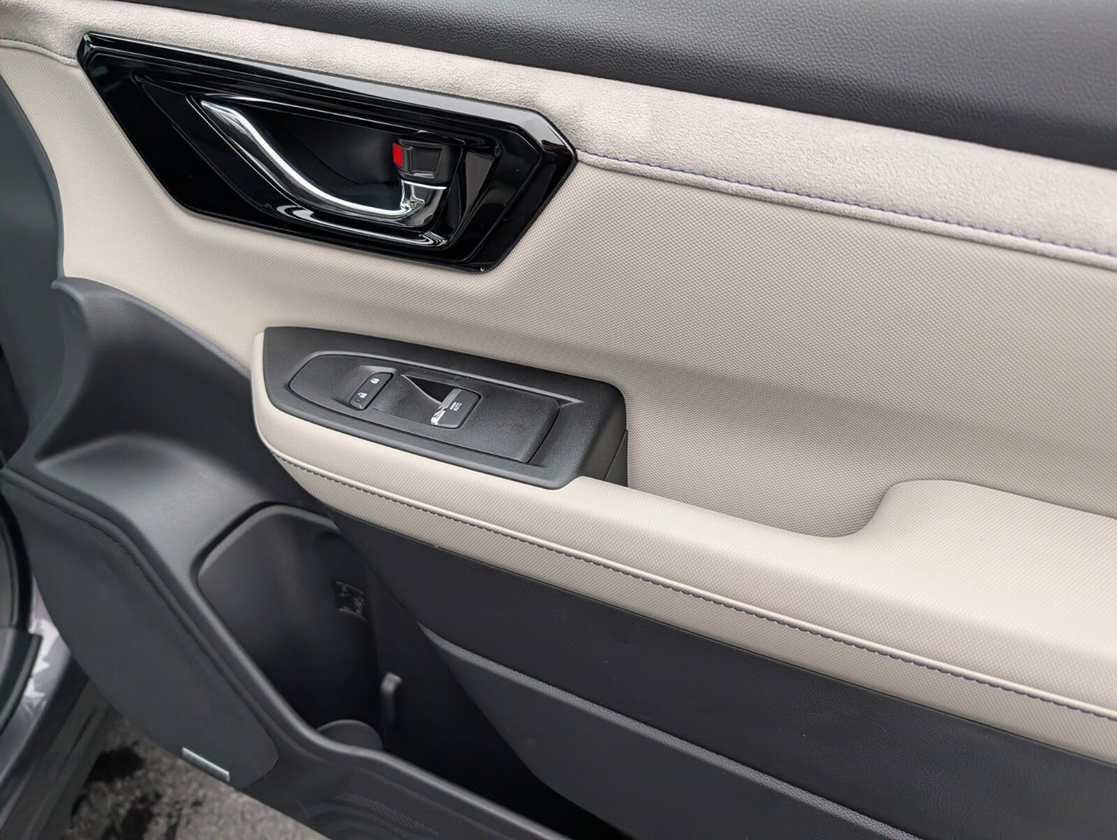 New 2026 Subaru Forester Premium AWD/4WD image 34