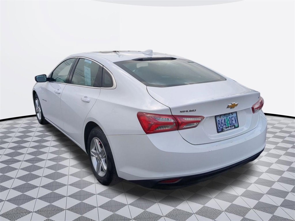 Used 2022 Chevrolet Malibu LT image 4