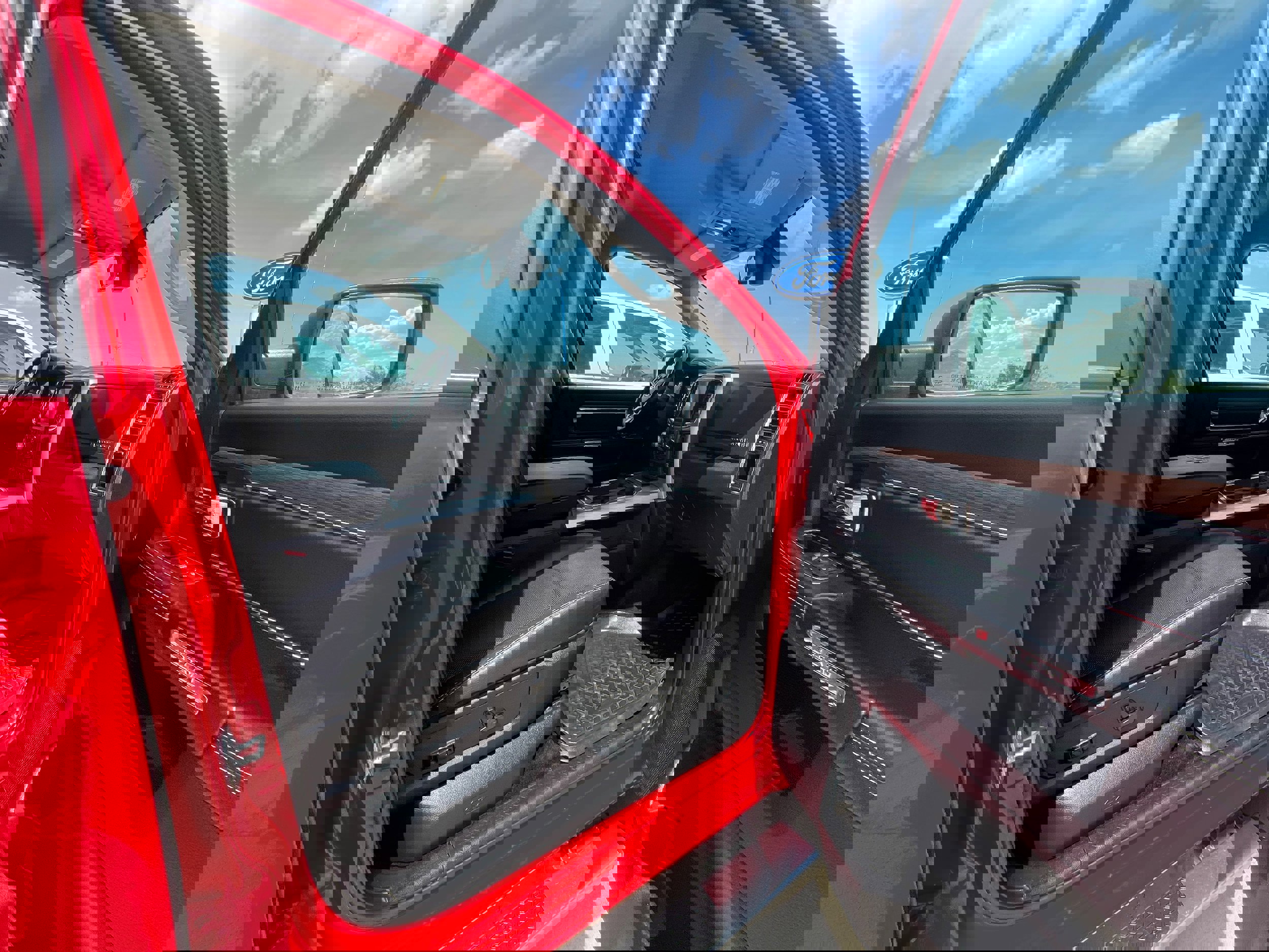 Used 2016 RAM 1500 Laramie w/ Convenience Group image 20