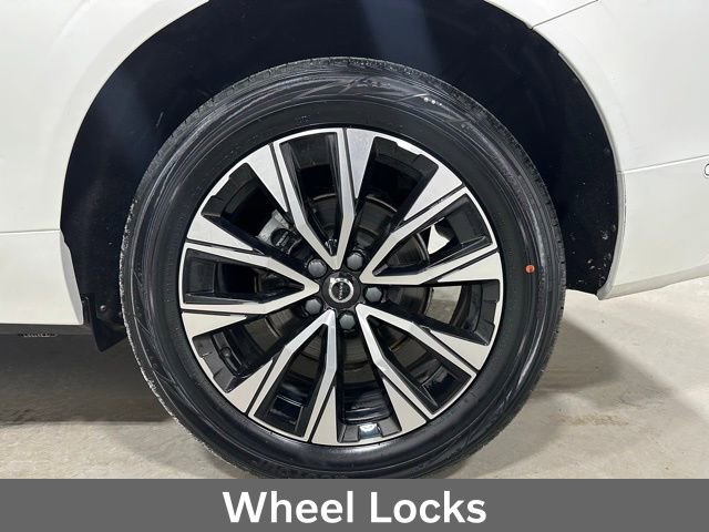 Certified 2023 Volvo XC60 B5 Plus w/ Climate Package image 25