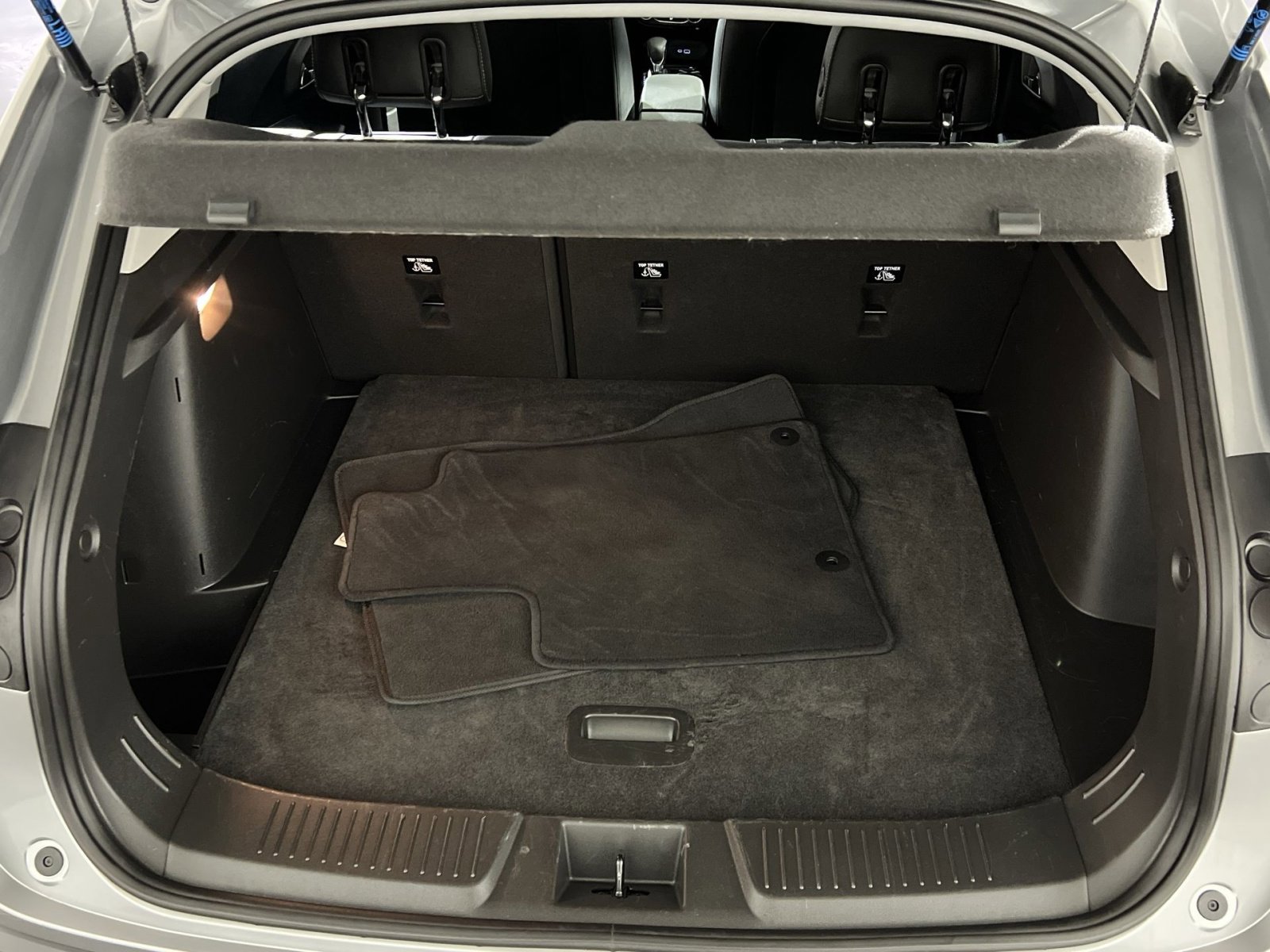 Used 2025 Chevrolet Trax LT image 24