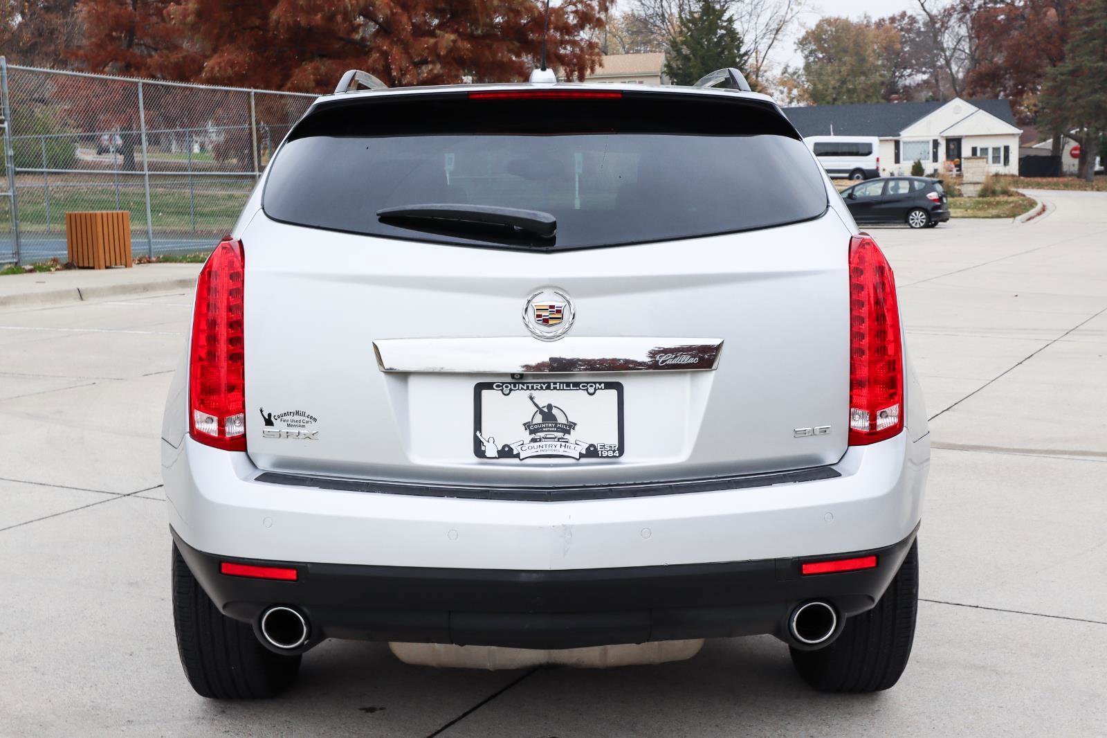 Used 2015 Cadillac SRX Luxury image 16