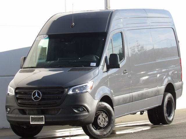 Used 2024 Mercedes-Benz Sprinter 144 Cargo image 1