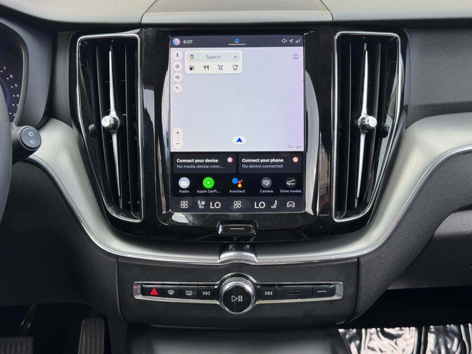 Used 2023 Volvo XC60 B5 Core w/ Climate Package FWD image 20