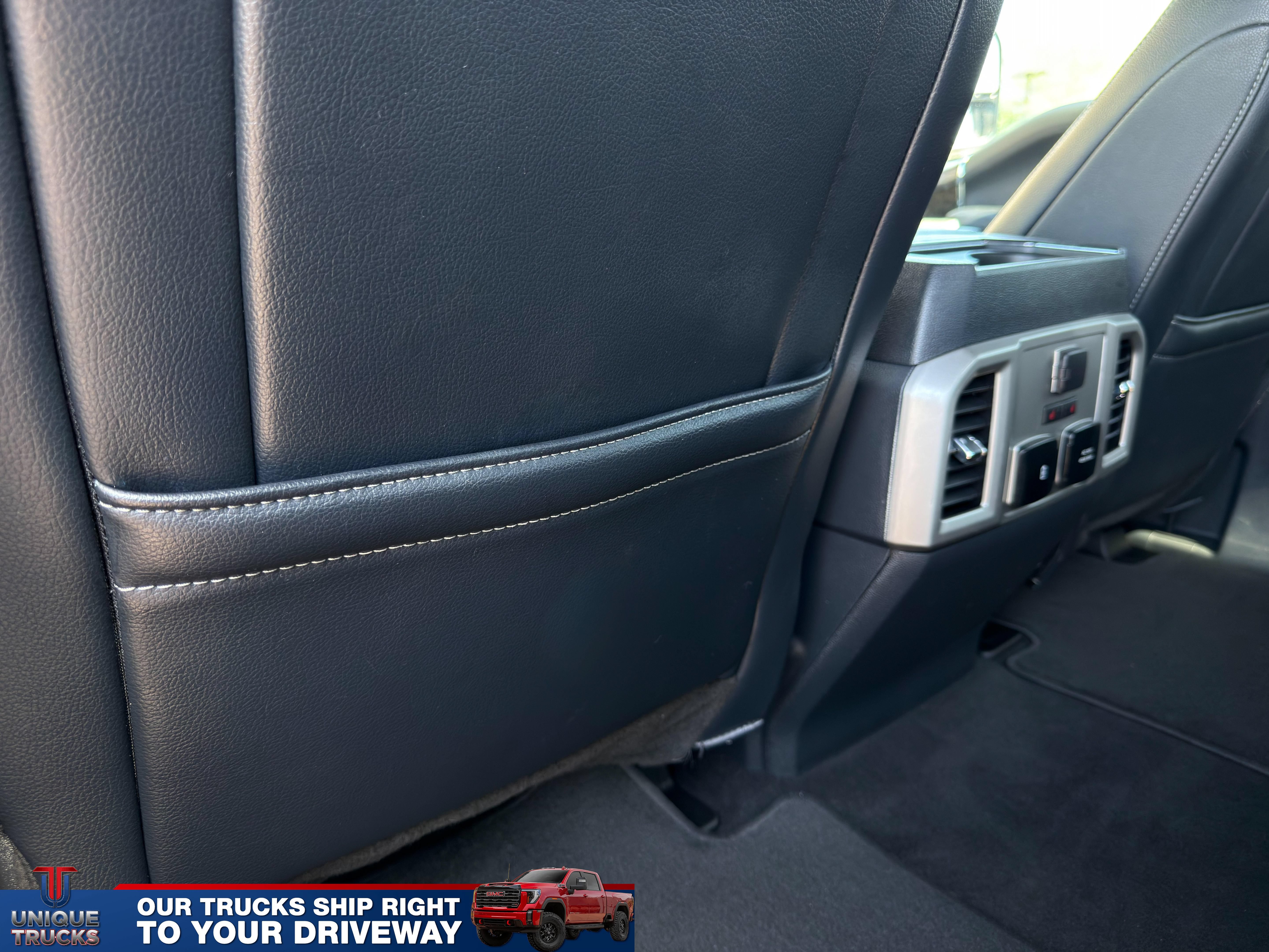 Used 2022 Ford F250 Lariat w/ Black Appearance Package AWD/4WD image 23