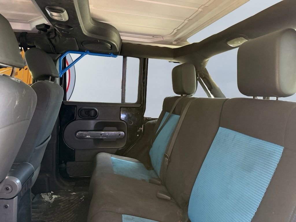 Used 2010 Jeep Wrangler Unlimited Sport AWD/4WD image 17