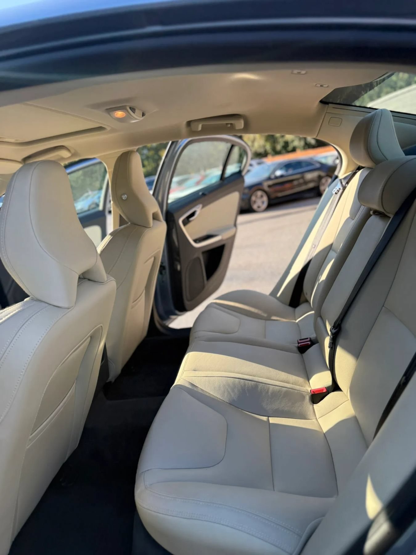 Used 2018 Volvo S60 T5 Inscription Platinum AWD/4WD image 20