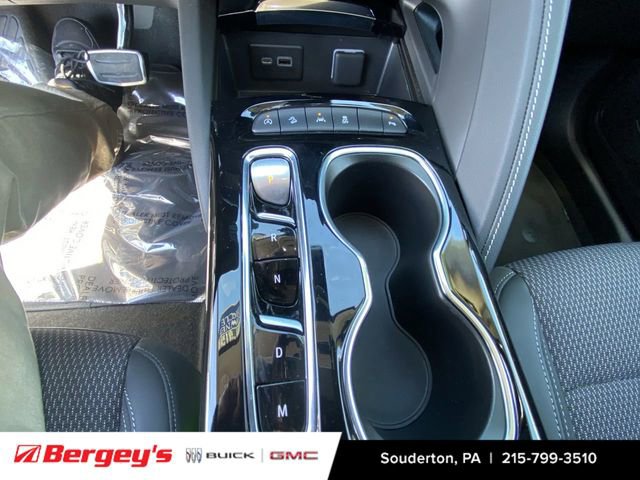 Certified 2023 Buick Envision Preferred w/ Sport Touring Package image 19