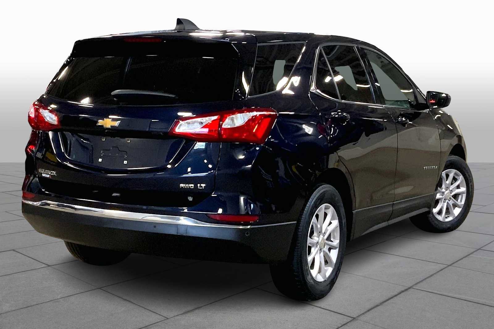 Used 2020 Chevrolet Equinox LT image 12