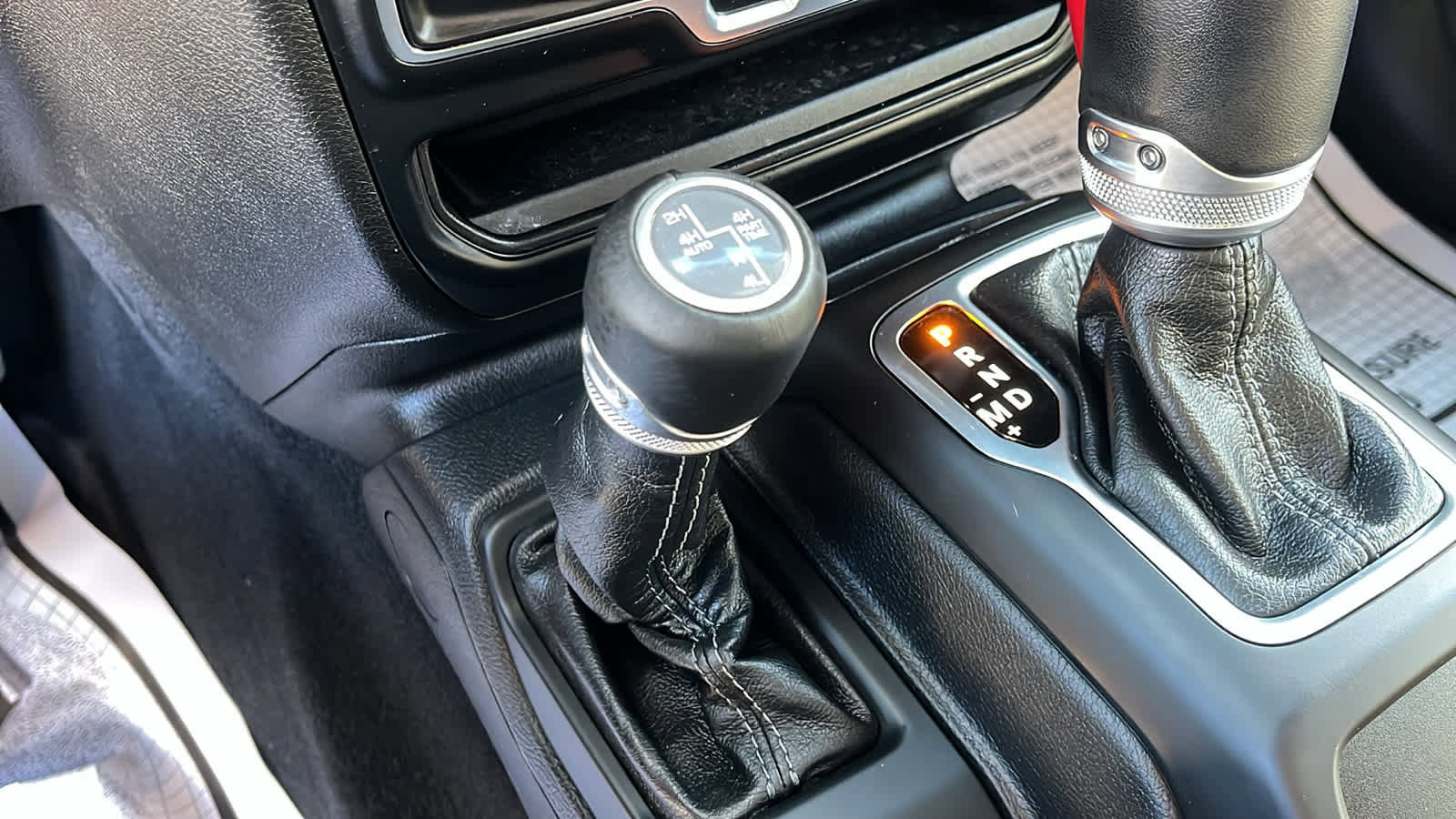 Used 2024 Jeep Wrangler High Altitude image 21