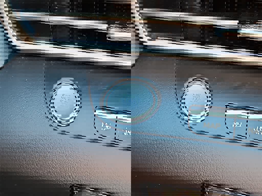 Certified 2024 Hyundai Elantra SEL w/ Convenience Package image 21