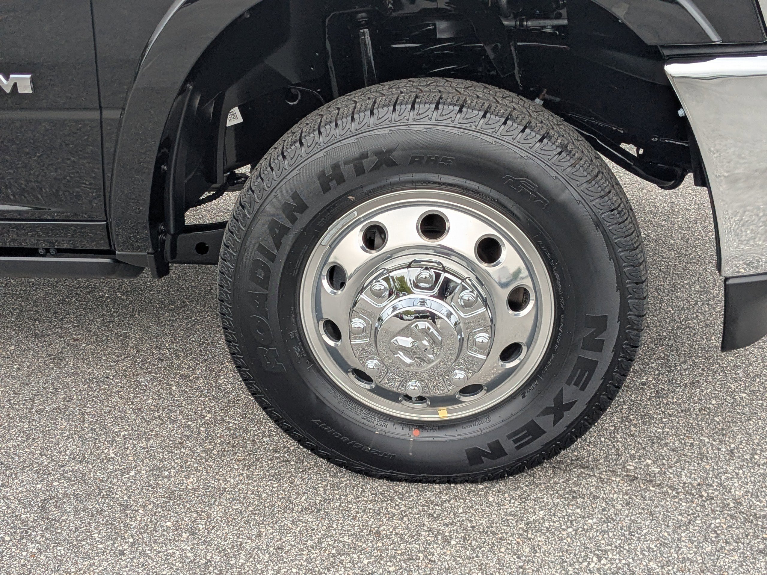 New 2026 RAM 3500 Longhorn image 11