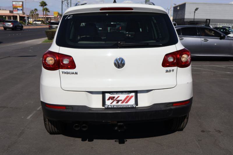 Used 2010 Volkswagen Tiguan 2WD image 6