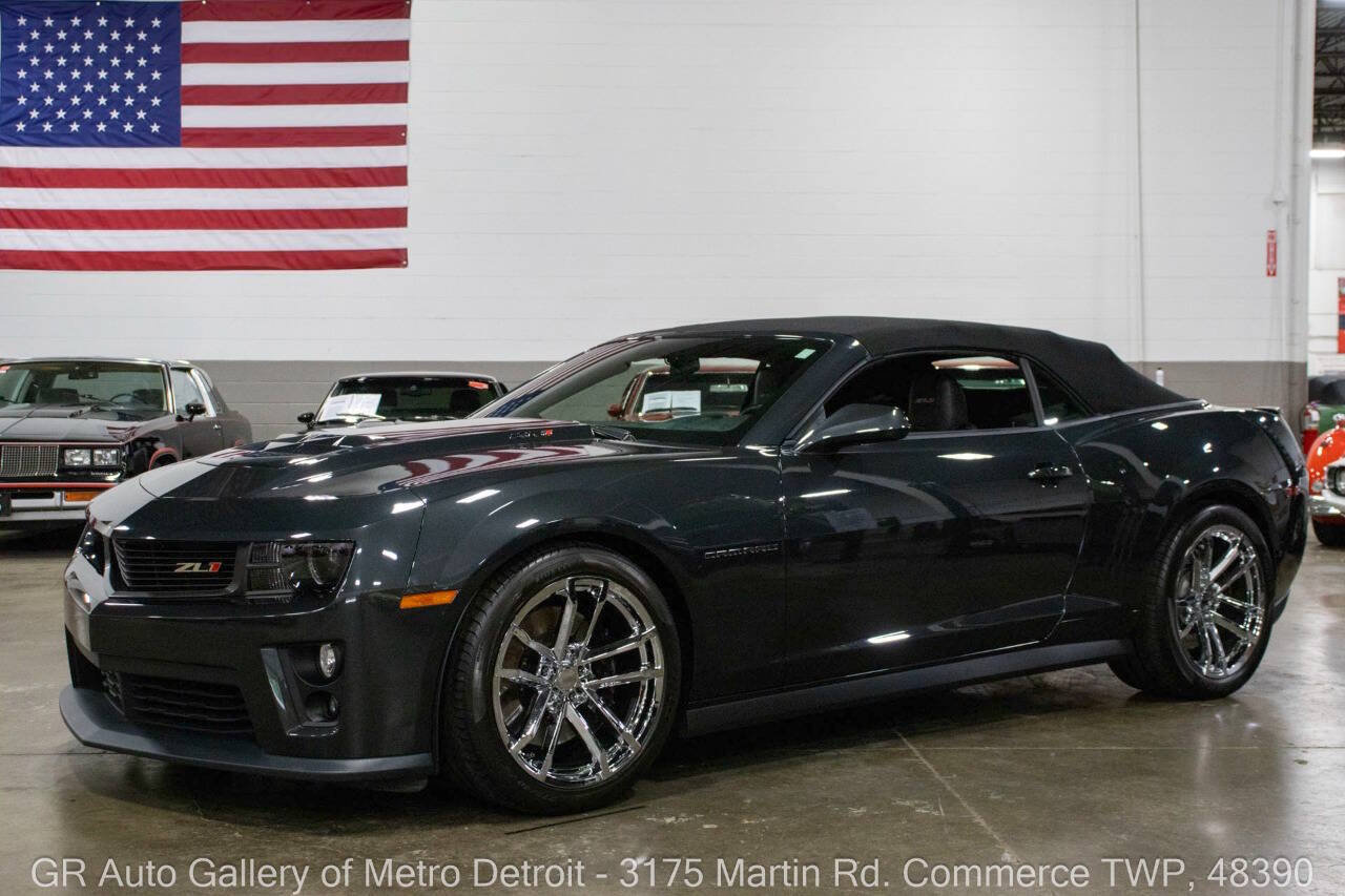 Used 2013 Chevrolet Camaro ZL1 RWD image 3