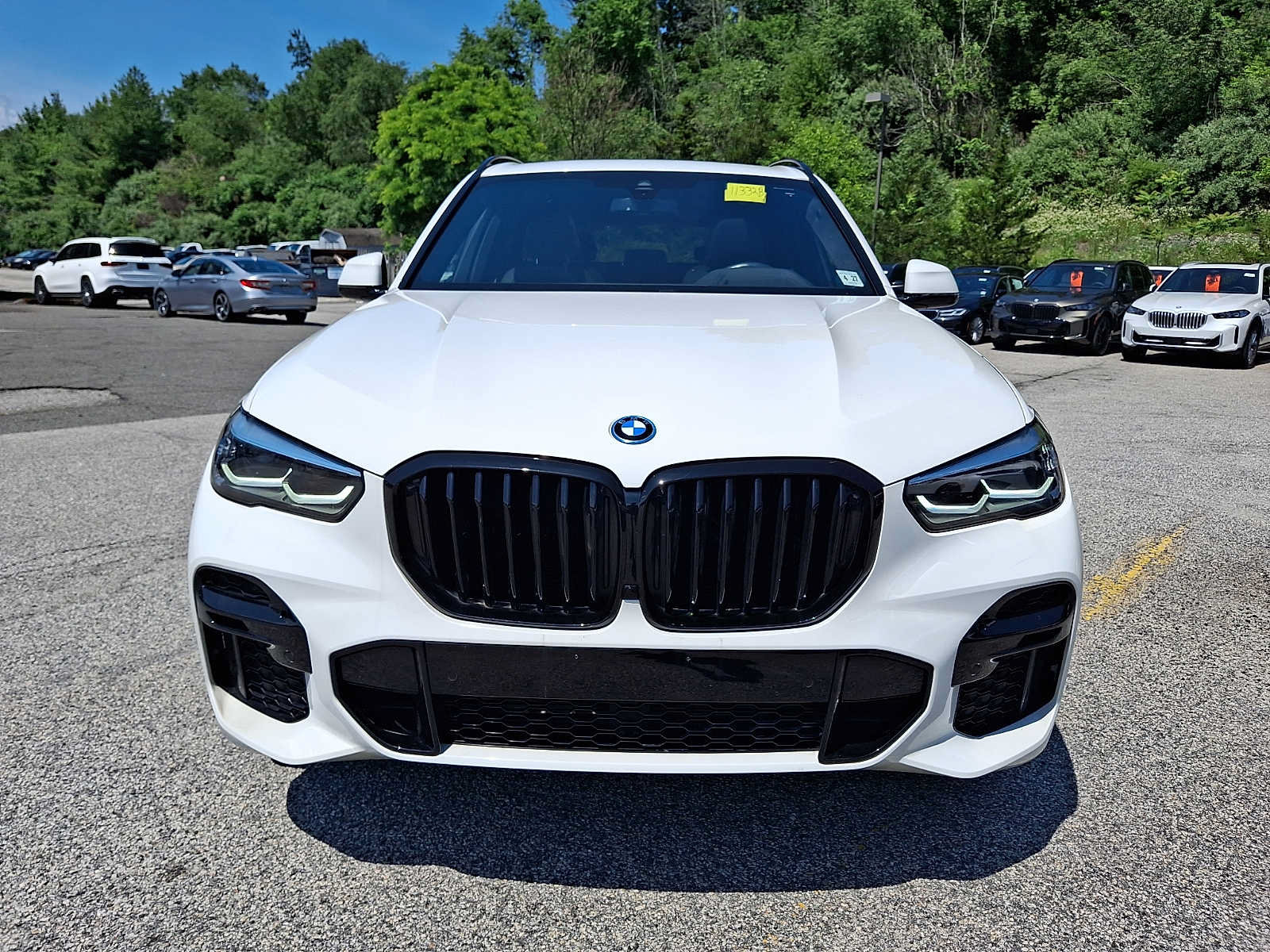 Used 2022 BMW X5 xDrive45e w/ M Sport Package AWD/4WD image 2