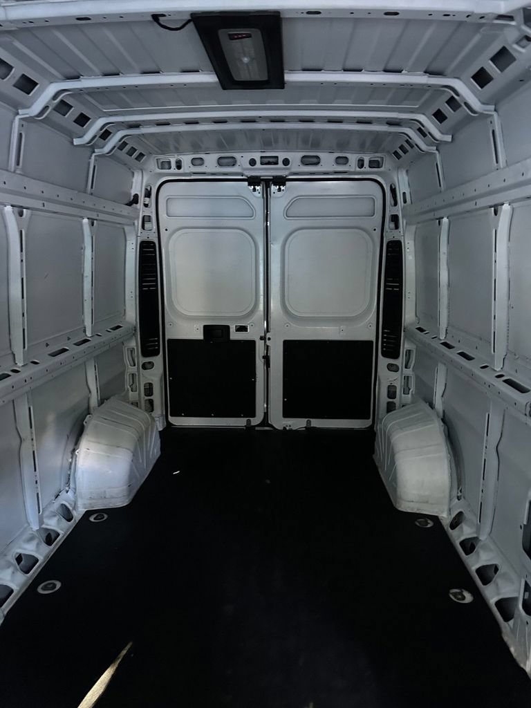 Used 2023 RAM ProMaster 2500 FWD image 8