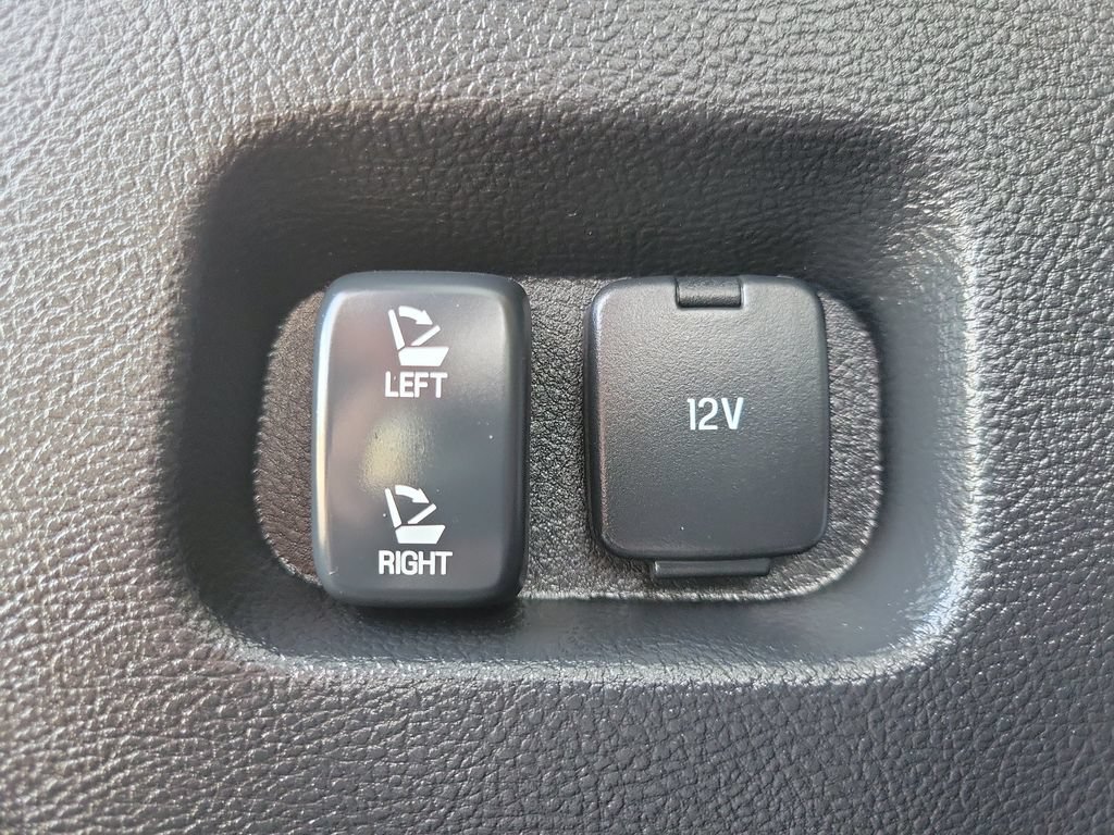 Used 2024 Ford Edge SEL w/ Convenience Package AWD/4WD image 9
