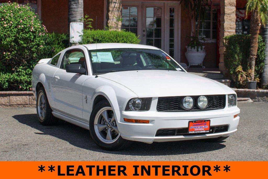 Used 2006 Ford Mustang Premium image 2