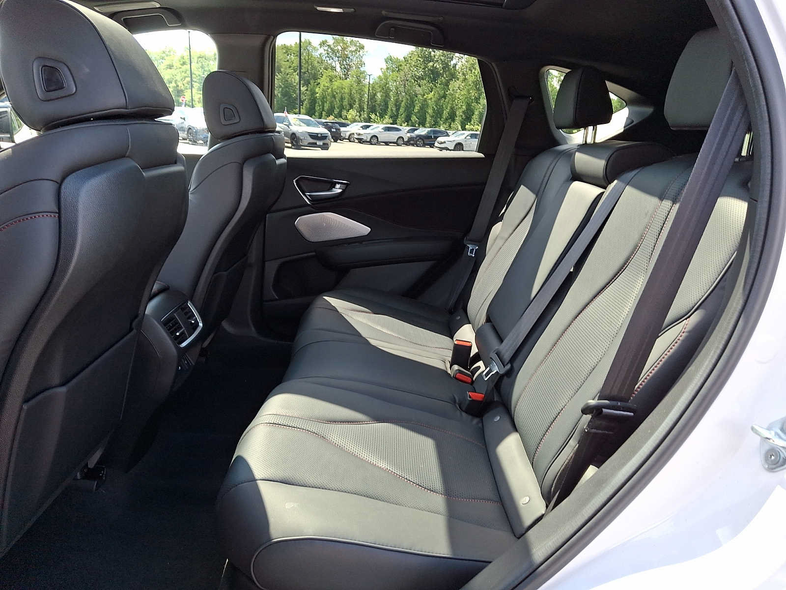 Certified 2026 Acura RDX w/ Advance Package AWD/4WD image 10