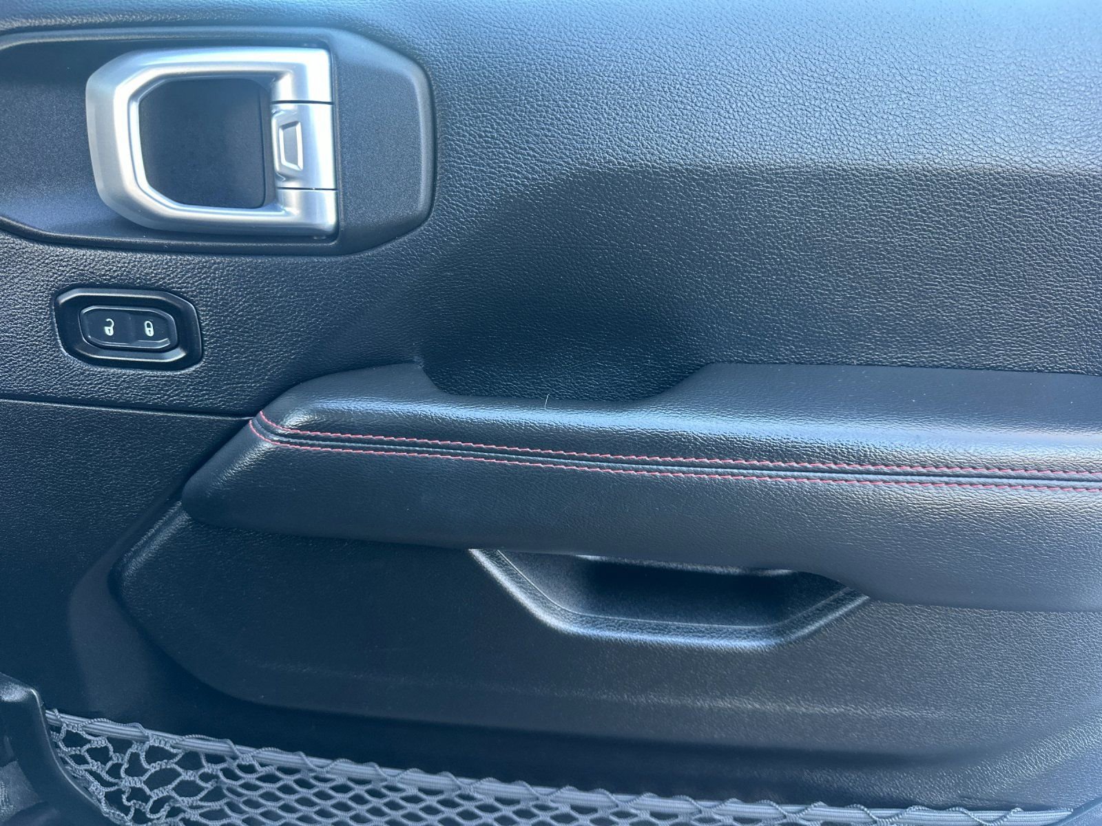 Used 2019 Jeep Wrangler Unlimited Rubicon w/ Dual Top Group image 19