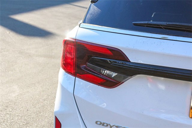 New 2026 Honda Odyssey Touring image 8