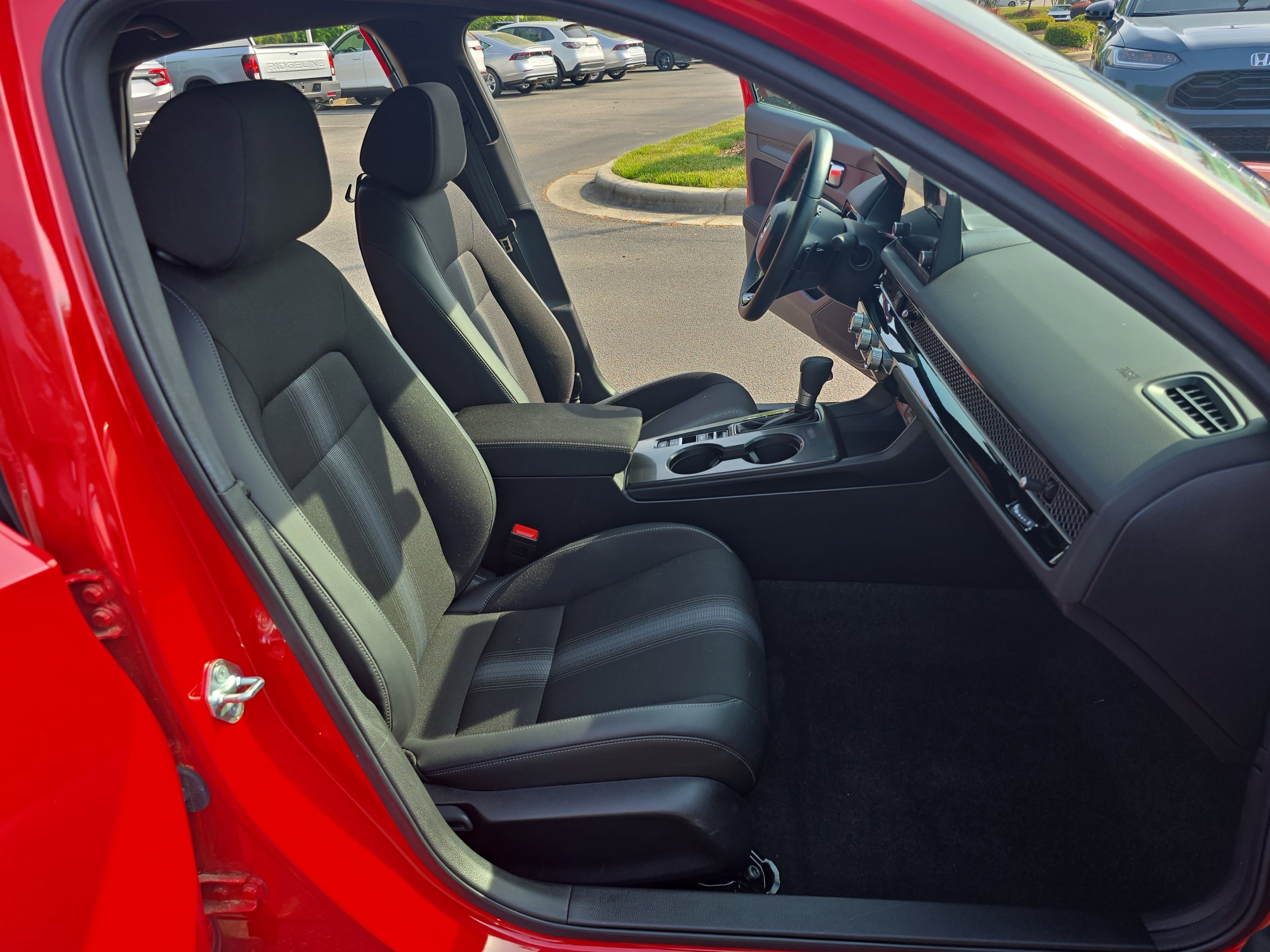 Used 2024 Honda Civic Sport image 10