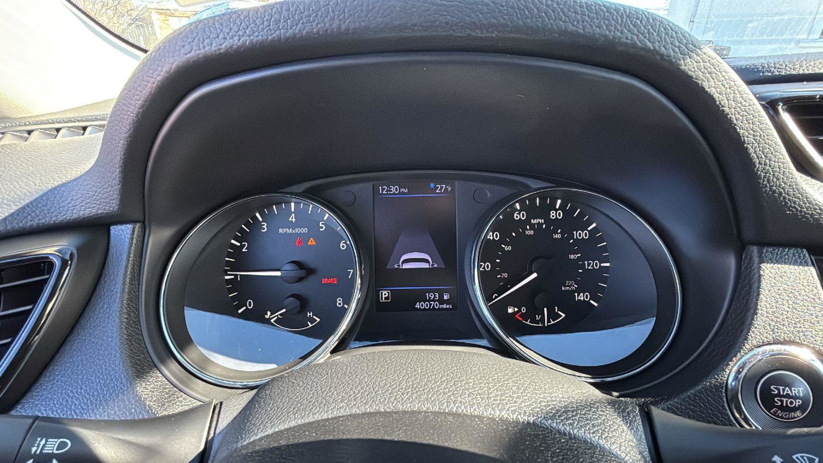 Used 2018 Nissan Rogue SL w/ Premium Package image 11